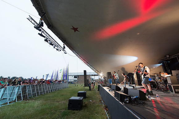 Tribes - Lounge On The Farm 2013