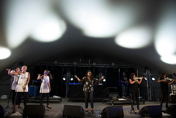 Soul II Soul - Lounge On The Farm 2013